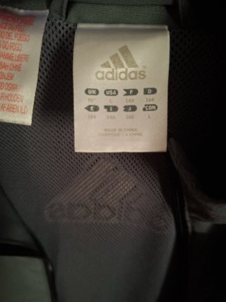 Chaqueta Adidas gris talla 164