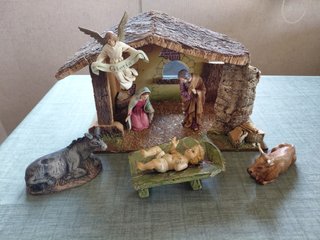 Belén Navideño con Figuras