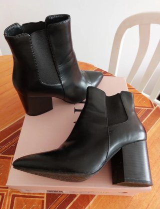 Botines negros tacón ancho talla 37