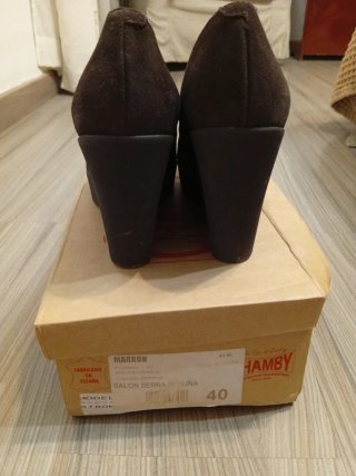 Zapatos de cuña negros para mujer