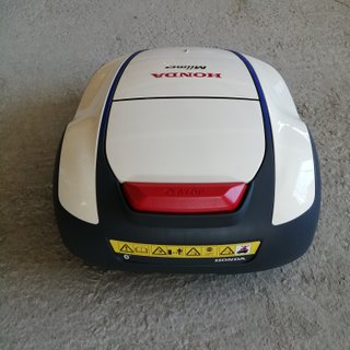 ROBOT CORTACÉSPED HONDA MIIMO HRM 1500 – NUEVO