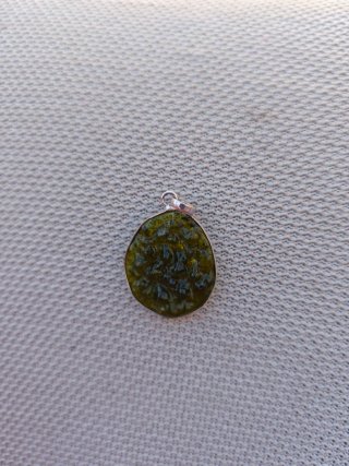 Colgante de Moldavita