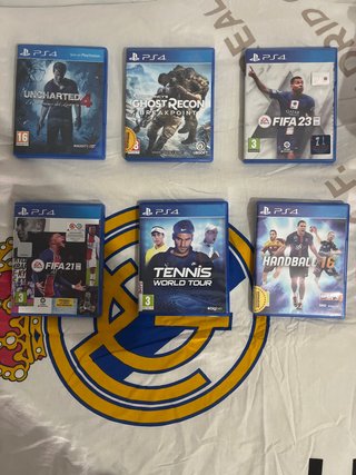 PS4 Videojuegos (Uncharted 4, Ghost Recon, FIFA 23