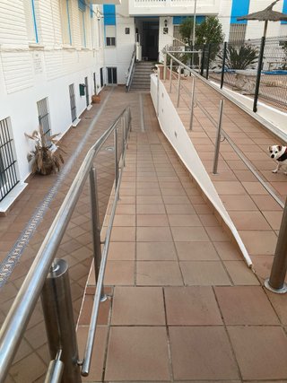 Piso en venta Chipiona con piscina y vistas al mar