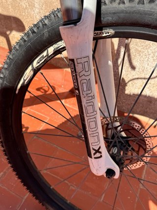 Bicicleta MTB Conor 26” Carbono