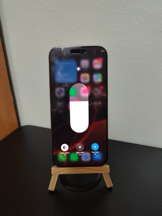 iPhone 16 Pro Max - 256GB - 92% Batería + Fundas