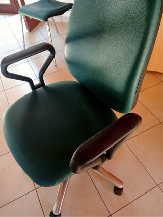 Arredo Ufficio: Sedie e Scrivania