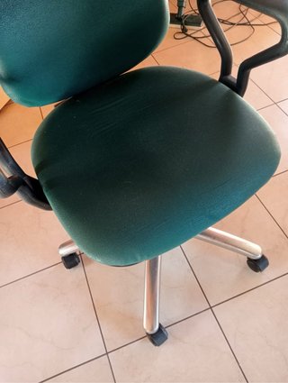 Arredo Ufficio: Sedie e Scrivania