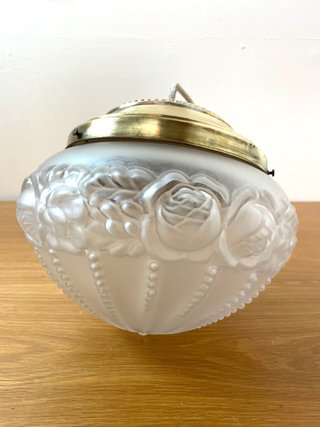 Antigua lámpara de techo Art Deco de gran tamaño