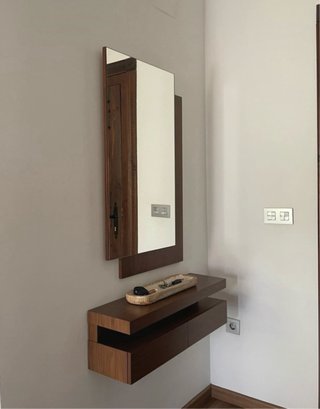 Conjunto recibidor espejo y cajonera madera