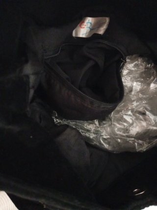 Bolso negro imitación terciopelo