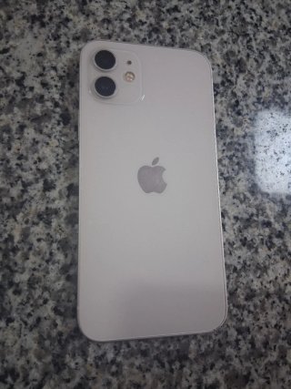 iPhone 12 Apple