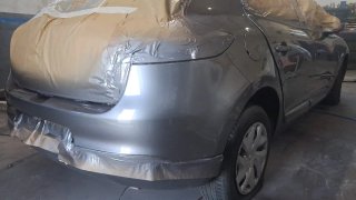 Reparación y pintura de coche