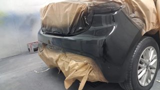 Reparación y pintura de coche
