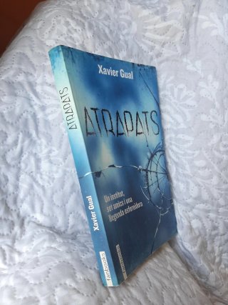 Llibre Atrapats