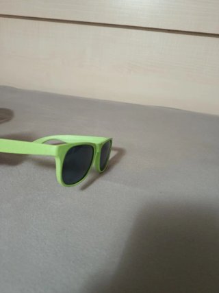 Pack 7 Gafas de sol de fiesta, inculye una hawkes