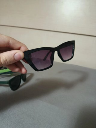 Pack 7 Gafas de sol de fiesta, inculye una hawkes