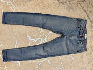 Blocco di 13 jeans Pull&Bear, Terranova, Calliope