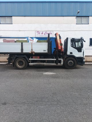 Camión Iveco Eurocargo 180E 320