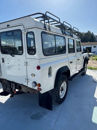 Land Rover Defender 2004