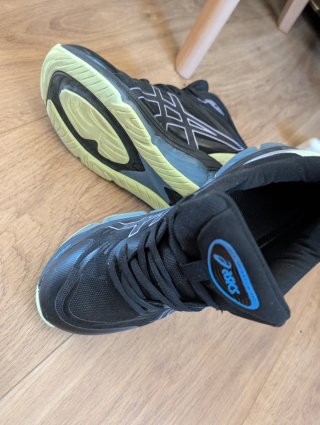 Deportivas Asics Talla 38 Negras y Azules