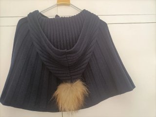 Capa niña Foque azul talla 8 a 12 años ,
