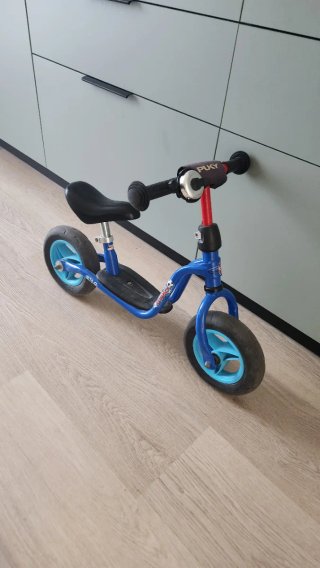 Bicicleta Puky sin pedales azul