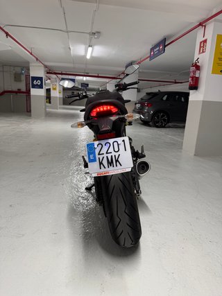 Ducati Monster 797 DARK 2018 16.410km impecable