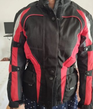 Chaqueta Moto Negra y Rosa