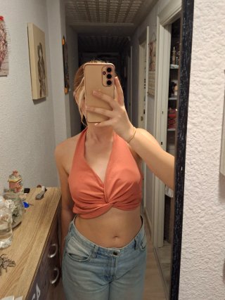 Top cruzado rosa