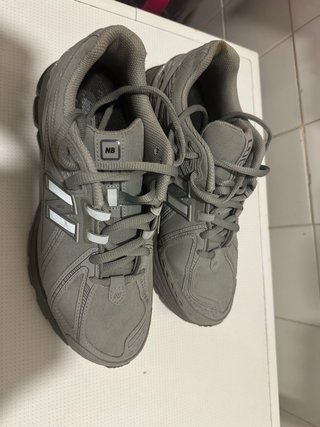 Zapatillas New Balance Grises