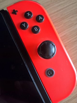 Nintendo Switch Azul y Rojo (solo funciona en tv )