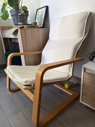 Butaca Ikea Madera Beige. Como nueva, apenas usada