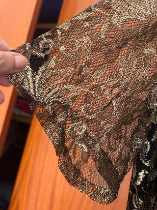 Vestido de fiesta negro y dorado