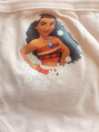 Bragas Disney. Talla 122-128. Sin estrenar.
