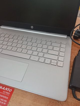 ORDENADOR PORTÁTIL HP 14S-FQ0000NS CON CARGADOR