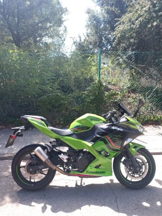 Kawasaki Ninja 400