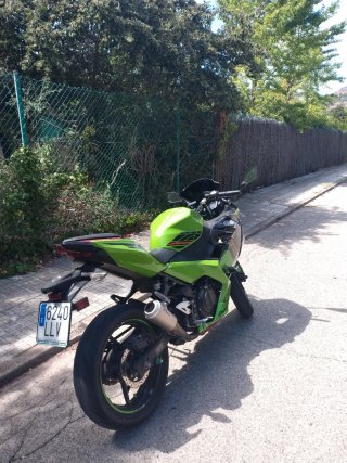 Kawasaki Ninja 400