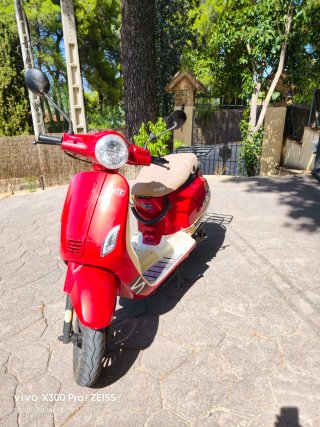 Mitt 50 Super Scooter NUEVA
