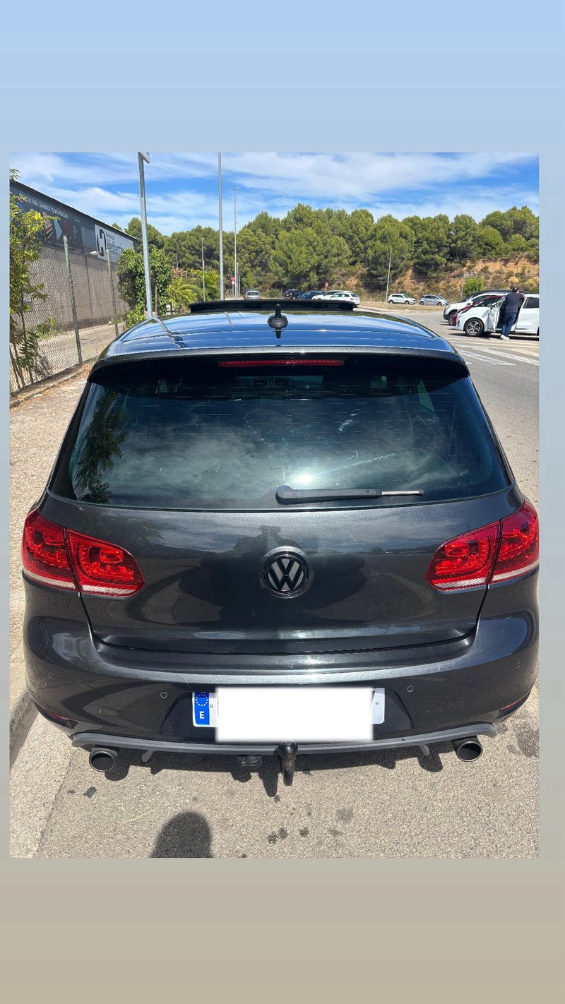 Volkswagen Golf 2010, foto 2