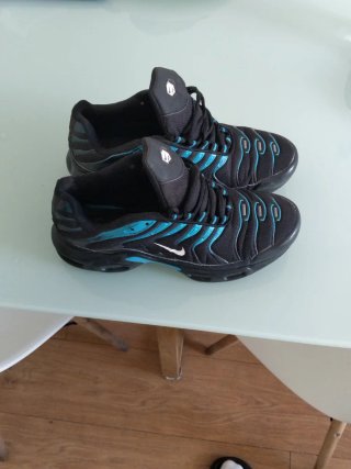 Nike TN Air Zapatillas Negras y Turquesa