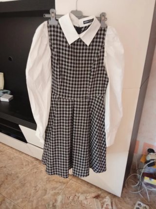 Vestido rojo de otoño y 2 variados