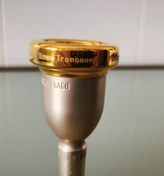 Boquilla Trombón Bajo Bach Mega Tone 1 1/4 G