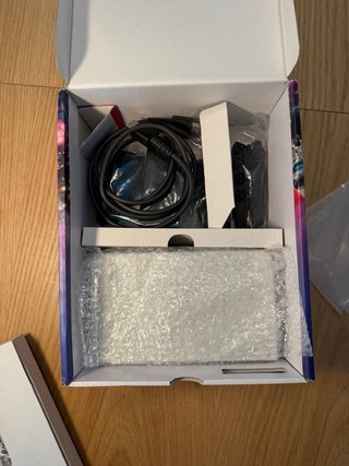Nintendo Switch OLED + Custodia