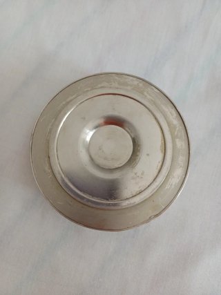 Cenicero Marlboro metálico