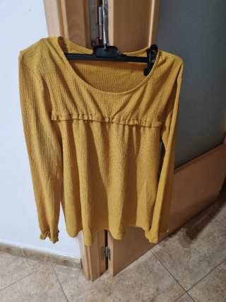 Camisa de mujer amarilla
