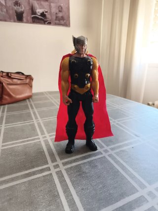 Figura Thor Marvel