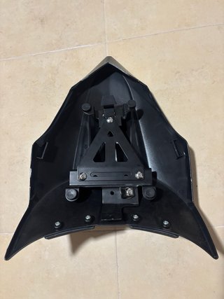 Colín Kawasaki Z650 Negro