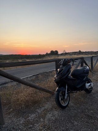 Yamaha Aerox Negra