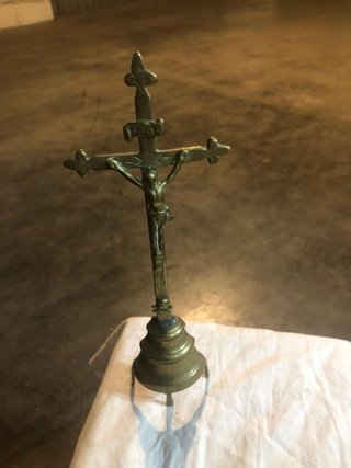 Crocefisso da tavolo in ottone
